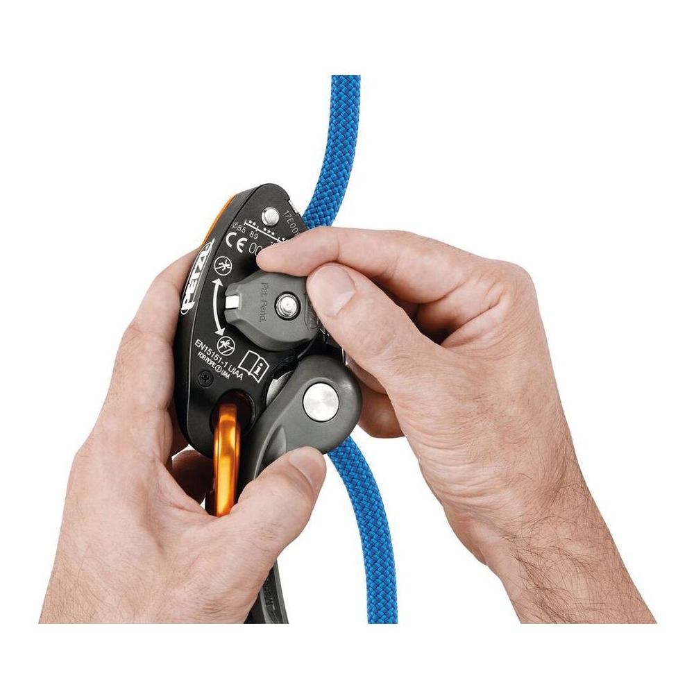 Petzl Petzl Grigri + D13A AG zekeren Petzl Grigri + Orange D13A AG zekeren online bestellen bij Kathmandu Outdoor & Travel