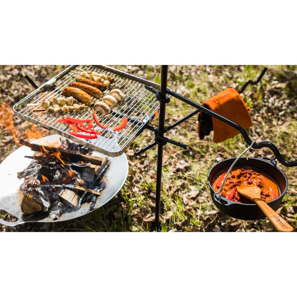 Petromax Kampvuur Grill Standaard Zwart FA1 koken online bestellen bij Kathmandu Outdoor & Travel