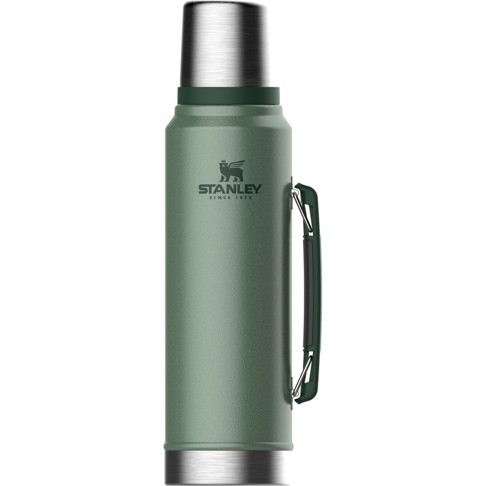 Stanley Stanley The Legendary Classic Bottle 1,0L 10-08266-001 drinkflessen en thermosflessen Stanley The Legendary Classic Bottle 1,0L Hammertone Green 10-08266-001 drinkflessen en thermosflessen online bestellen bij Kathmandu Outdoor & Travel