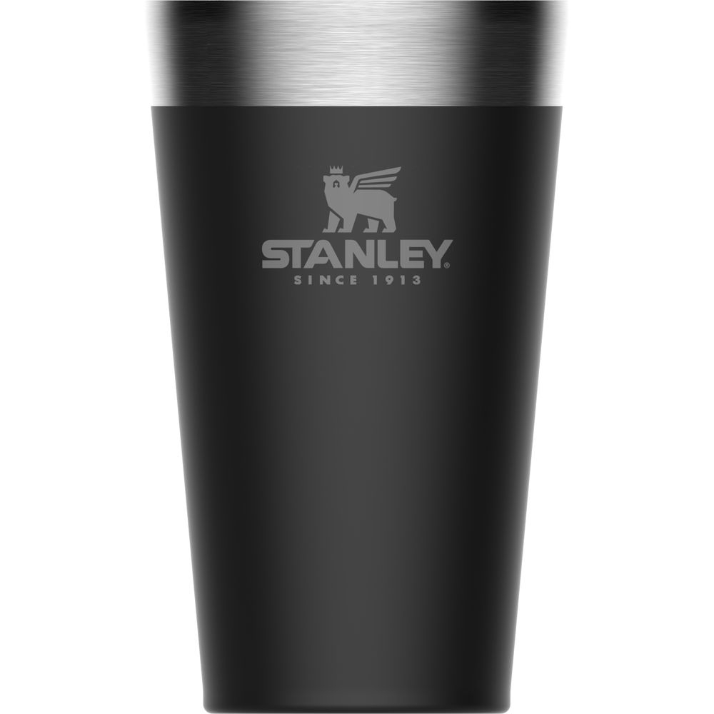 Stanley Stanley Stacking Vacuum Pint 470ml 10-02282-058 drinkflessen en thermosflessen Stanley Stacking Vacuum Pint 470ml Matte Black 10-02282-058 drinkflessen en thermosflessen online bestellen bij Kathmandu Outdoor & Travel