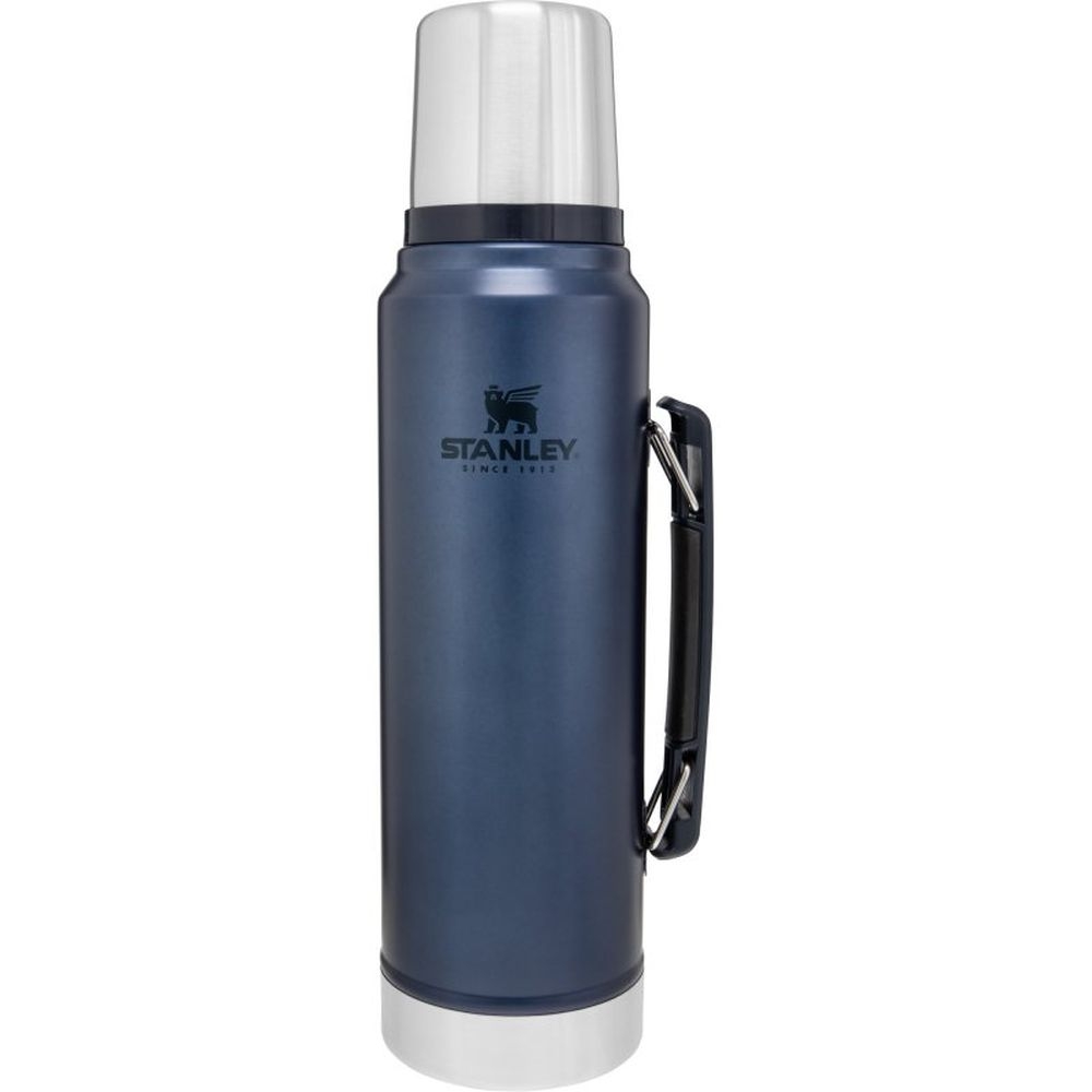 Stanley Stanley The Legendary Classic Bottle 1,0L 10-08266-017 drinkflessen en thermosflessen Stanley The Legendary Classic Bottle 1,0L Nightfall 10-08266-017 drinkflessen en thermosflessen online bestellen bij Kathmandu Outdoor & Travel