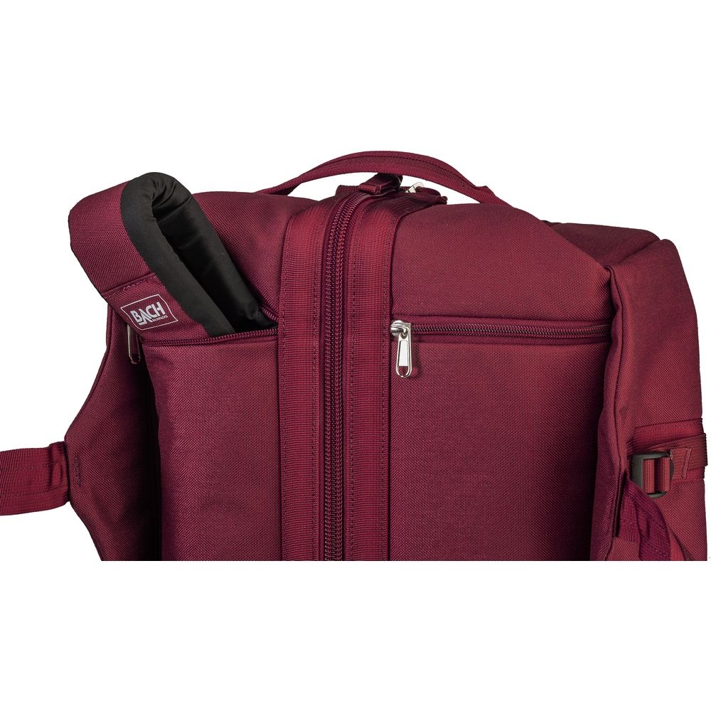 Bach Bach Dr.Duffel 40 B281354-0004 duffels Bach Dr.Duffel 40 Red B281354-0004 duffels online bestellen bij Kathmandu Outdoor & Travel