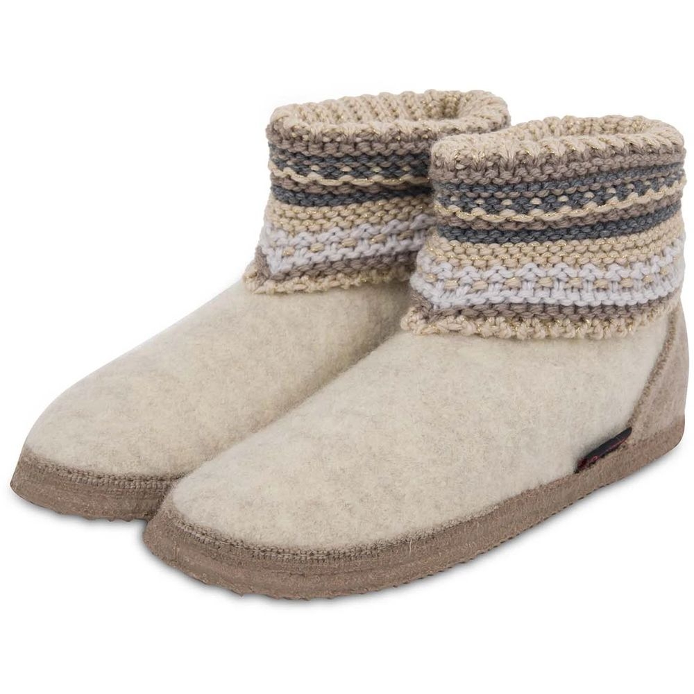 Giesswein Giesswein Kiel Women's 74-10-55179-202 pantoffels en huissokken Giesswein Kiel Women's Lamm 74-10-55179-202 pantoffels en huissokken online bestellen bij Kathmandu Outdoor & Travel