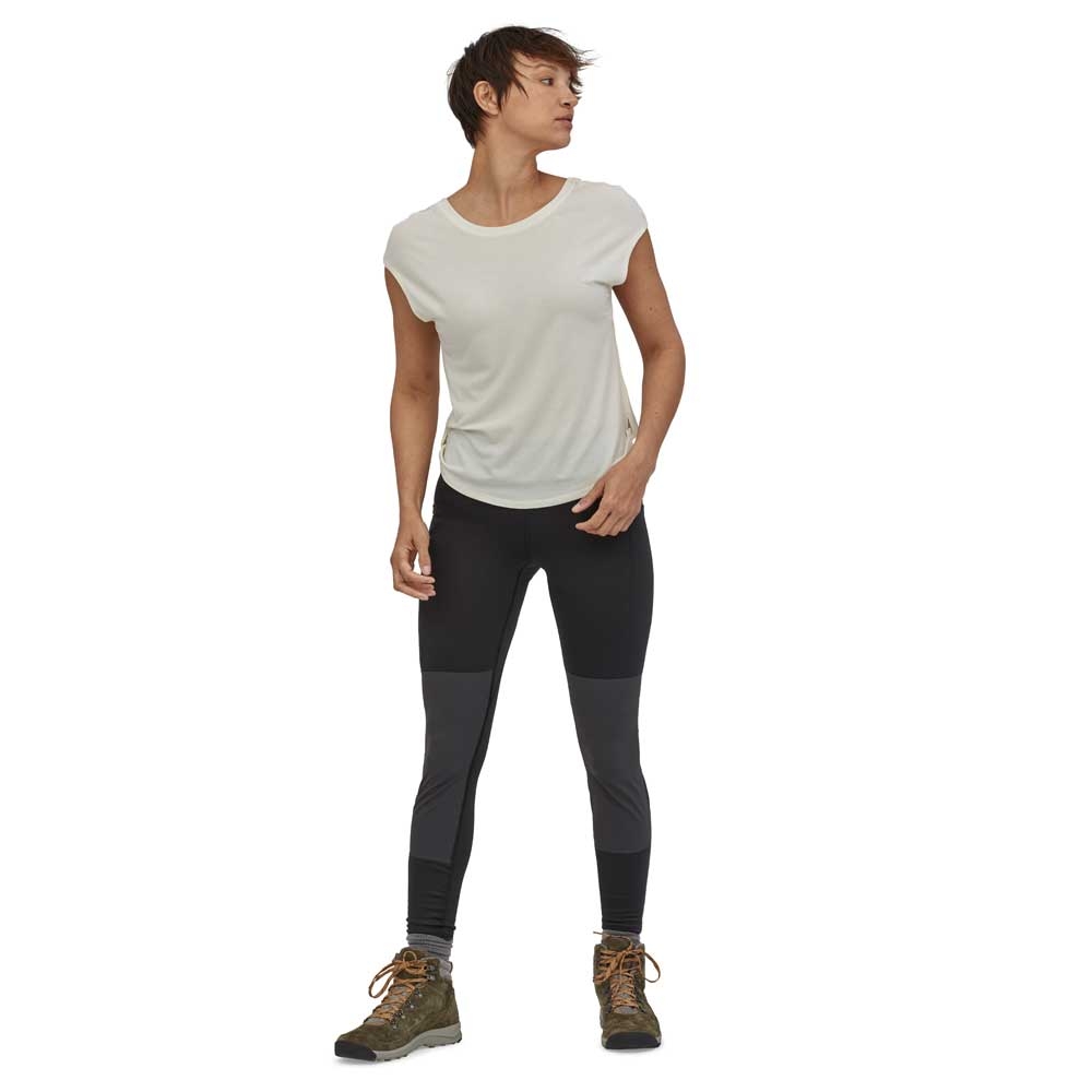 Patagonia Patagonia Pack Out Hike Tights Womens 21975-BLK broeken Patagonia Pack Out Hike Tights Womens Black 21975-BLK broeken online bestellen bij Kathmandu Outdoor & Travel