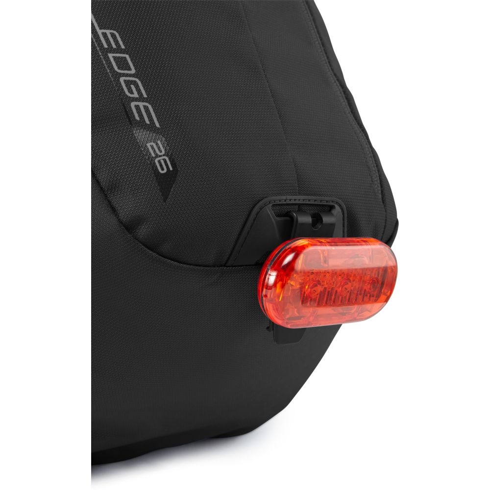 Lowe Alpine Edge 26 Black FDP-94-BL-26 dagrugzakken online bestellen bij Kathmandu Outdoor & Travel