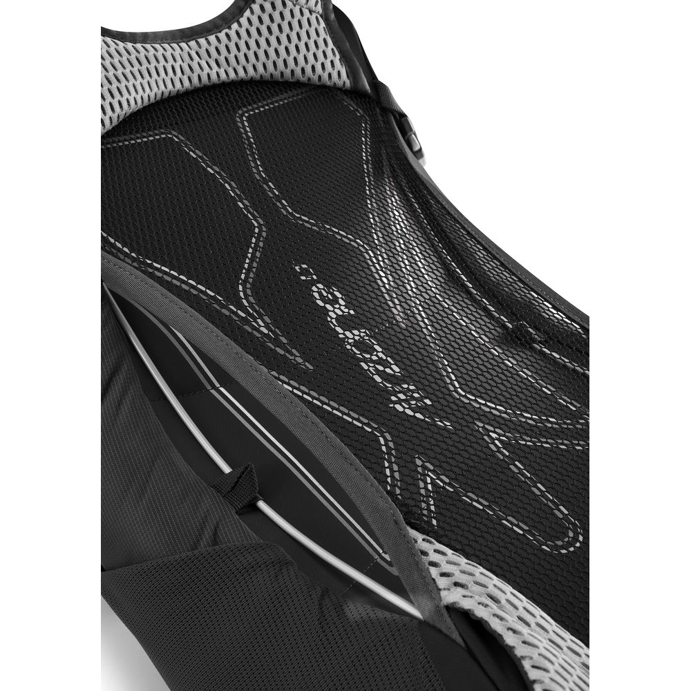 Lowe Alpine Airzone Active 18 Black FTF-19-BL-18 dagrugzakken online bestellen bij Kathmandu Outdoor & Travel