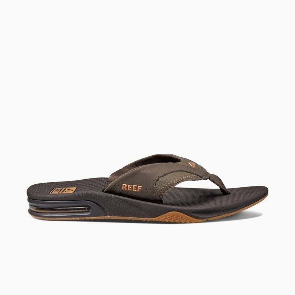 Reef Reef Fanning RF002026BGM slippers Reef Fanning Brown/Gum RF002026BGM slippers online bestellen bij Kathmandu Outdoor & Travel