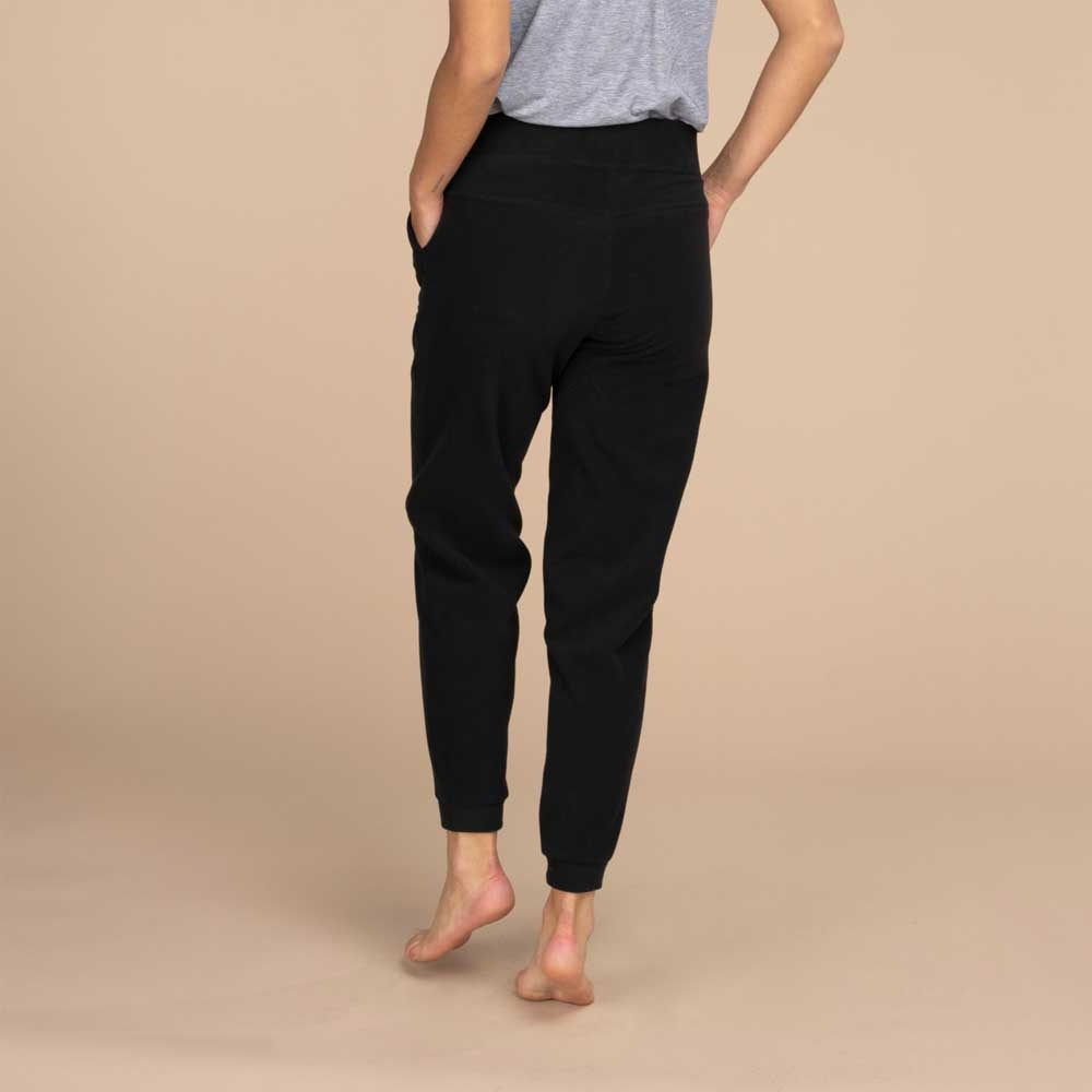 Sherpa Adventure Gear Sherpa Adventure Gear Rolpa Jogger Pants Women's SW23024-030 broeken Sherpa Adventure Gear Rolpa Jogger Pants Women's Black SW23024-030 broeken online bestellen bij Kathmandu Outdoor & Travel