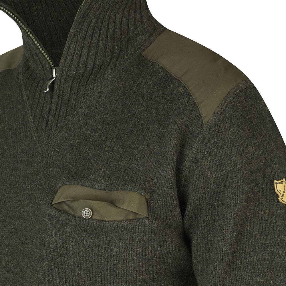Fjällräven Fjällräven Koster Sweater 90487-633 fleeces en truien Fjällräven Koster Sweater Dark Olive 90487-633 fleeces en truien online bestellen bij Kathmandu Outdoor & Travel