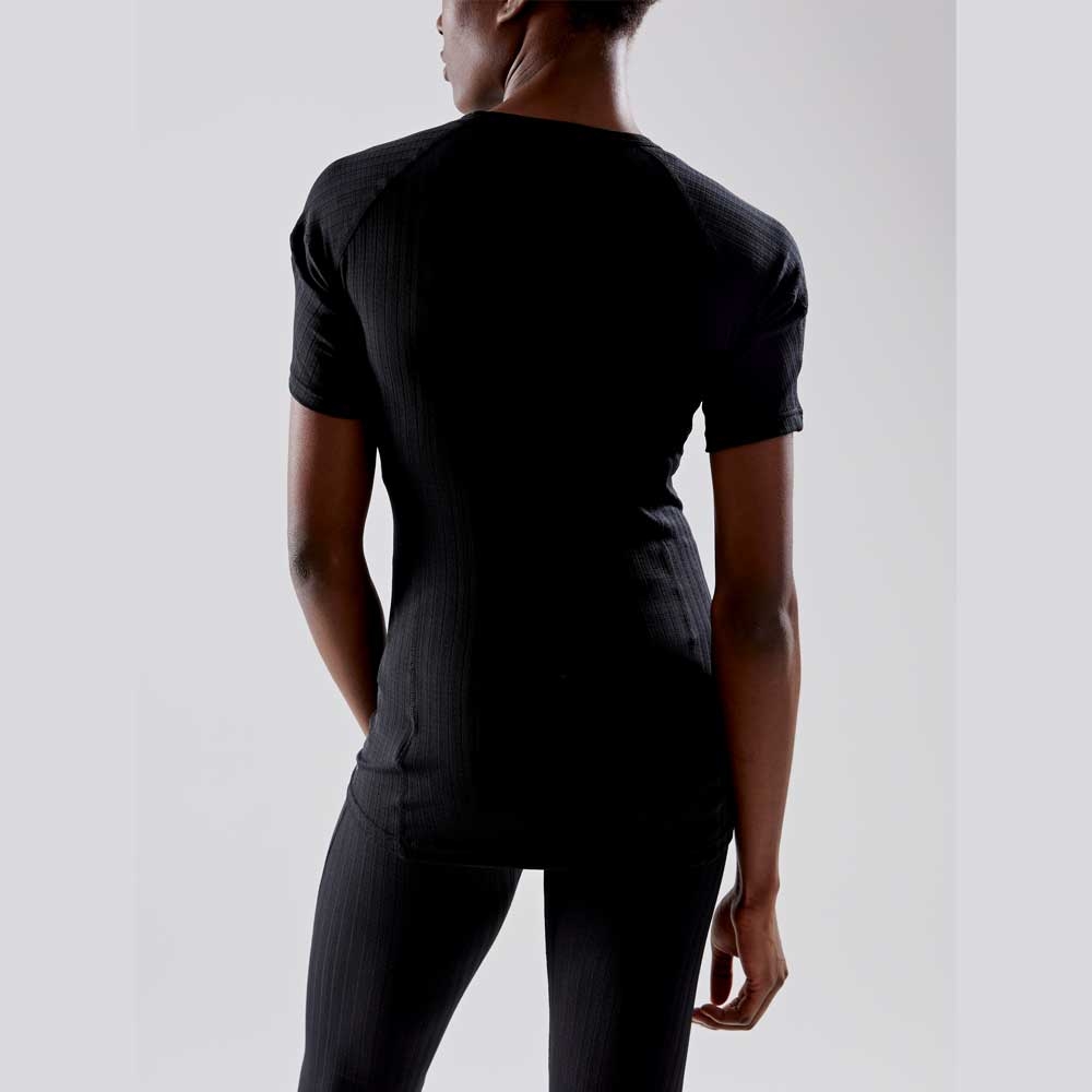 Craft Craft Active Extreme X Short Sleeve Women's 1909672-999000 onderkleding/thermokleding Craft Active Extreme X Short Sleeve Women's Black 1909672-999000 onderkleding/thermokleding online bestellen bij Kathmandu Outdoor & Travel