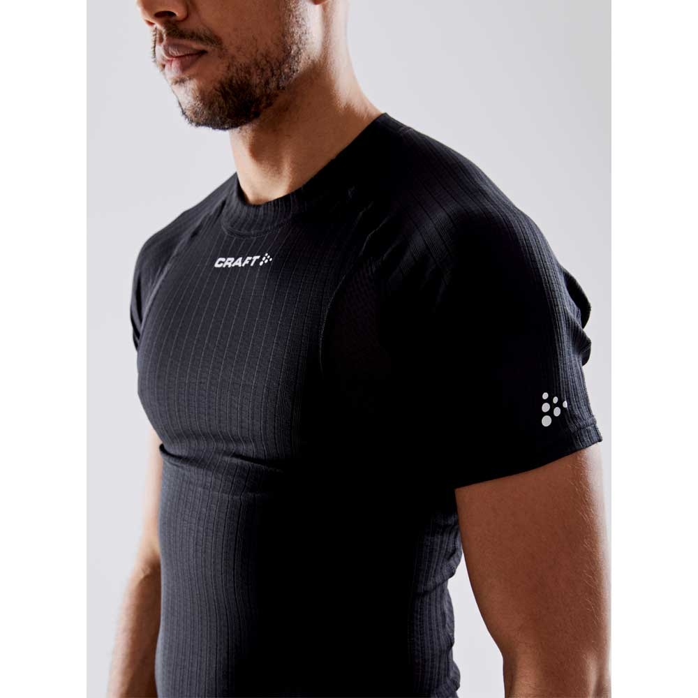 Craft Craft Active Extreme X Short Sleeve 1909678-999000 onderkleding/thermokleding Craft Active Extreme X Short Sleeve Black 1909678-999000 onderkleding/thermokleding online bestellen bij Kathmandu Outdoor & Travel