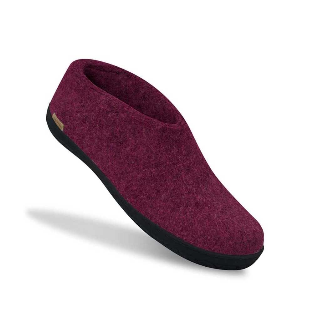Glerups Glerups Shoe Rubber AR07-Cranberry/BLKRU pantoffels en huissokken Glerups Shoe Rubber Cranberry AR07-Cranberry/BLKRU pantoffels en huissokken online bestellen bij Kathmandu Outdoor & Travel