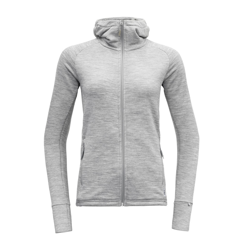 Devold Devold Nibba Jacket W/Hood Women's GO 264 470 A-770A fleeces en truien Devold Nibba Jacket W/Hood Women's Grey Melange GO 264 470 A-770A fleeces en truien online bestellen bij Kathmandu Outdoor & Travel