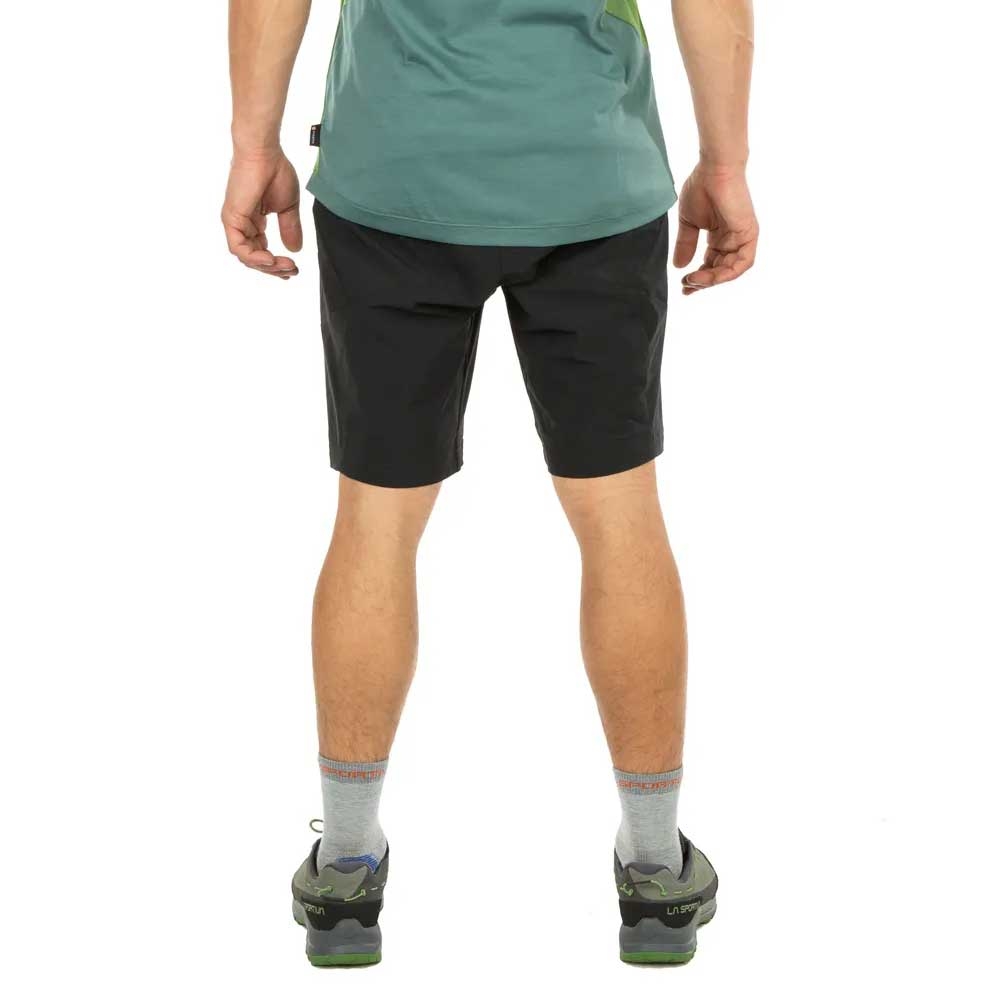 La Sportiva La Sportiva Guard Short P58-999900 broeken La Sportiva Guard Short Black/Carbon P58-999900 broeken online bestellen bij Kathmandu Outdoor & Travel