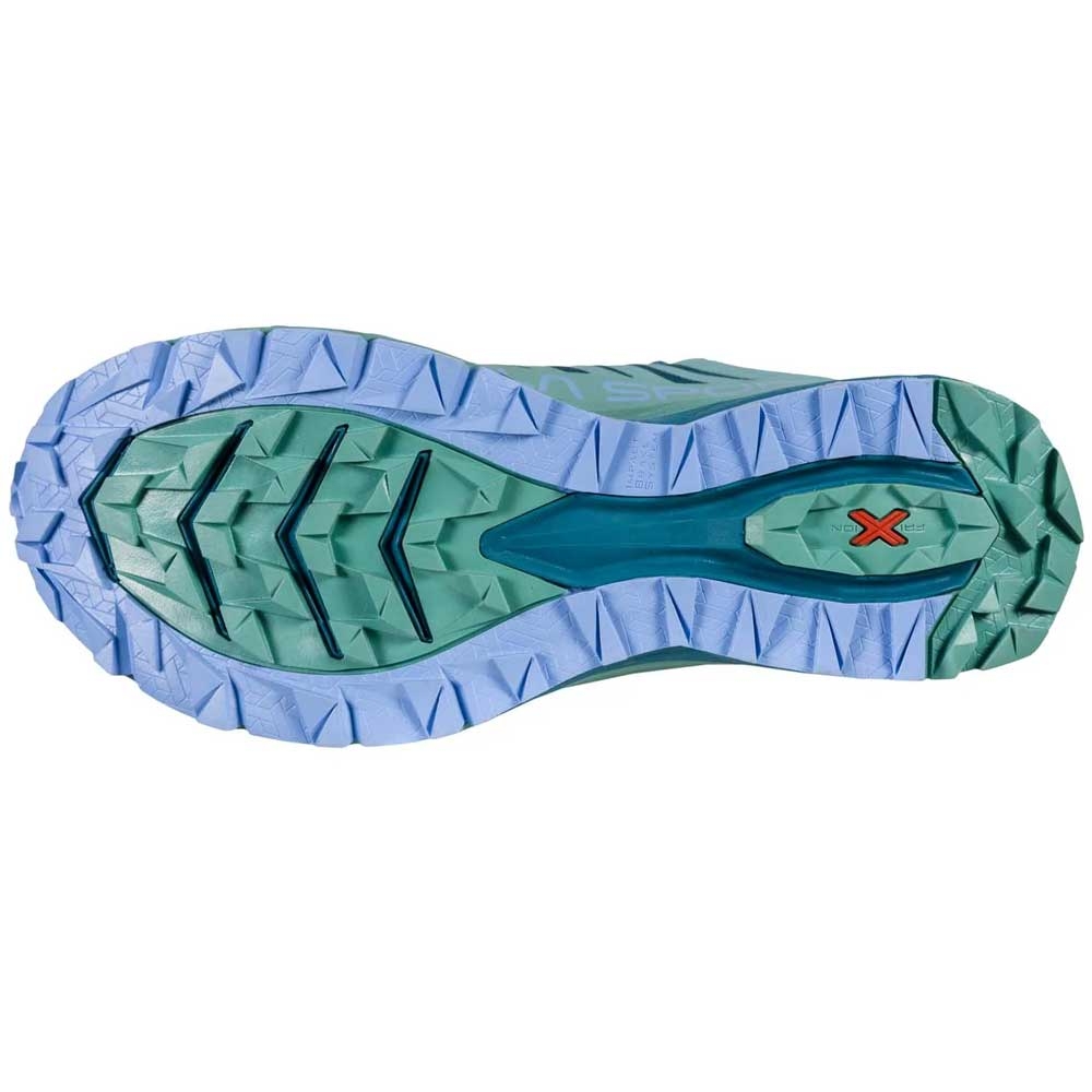 La Sportiva La Sportiva Jackal Women's 46C633000 wandelschoenen dames La Sportiva Jackal Women's Arctic/White 46C633000 wandelschoenen dames online bestellen bij Kathmandu Outdoor & Travel