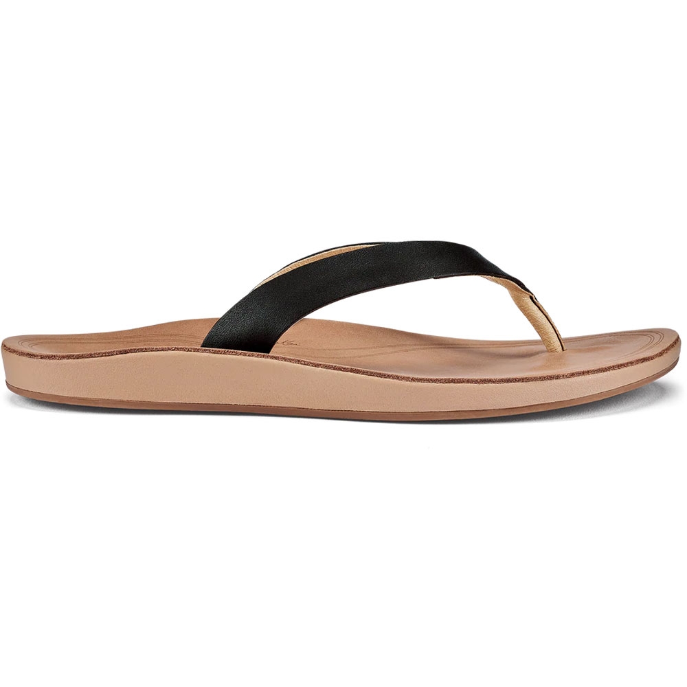 Olukai Olukai Nonohe Women's 20440-40GS slippers Olukai Nonohe Women's Black/Golden Sand 20440-40GS slippers online bestellen bij Kathmandu Outdoor & Travel