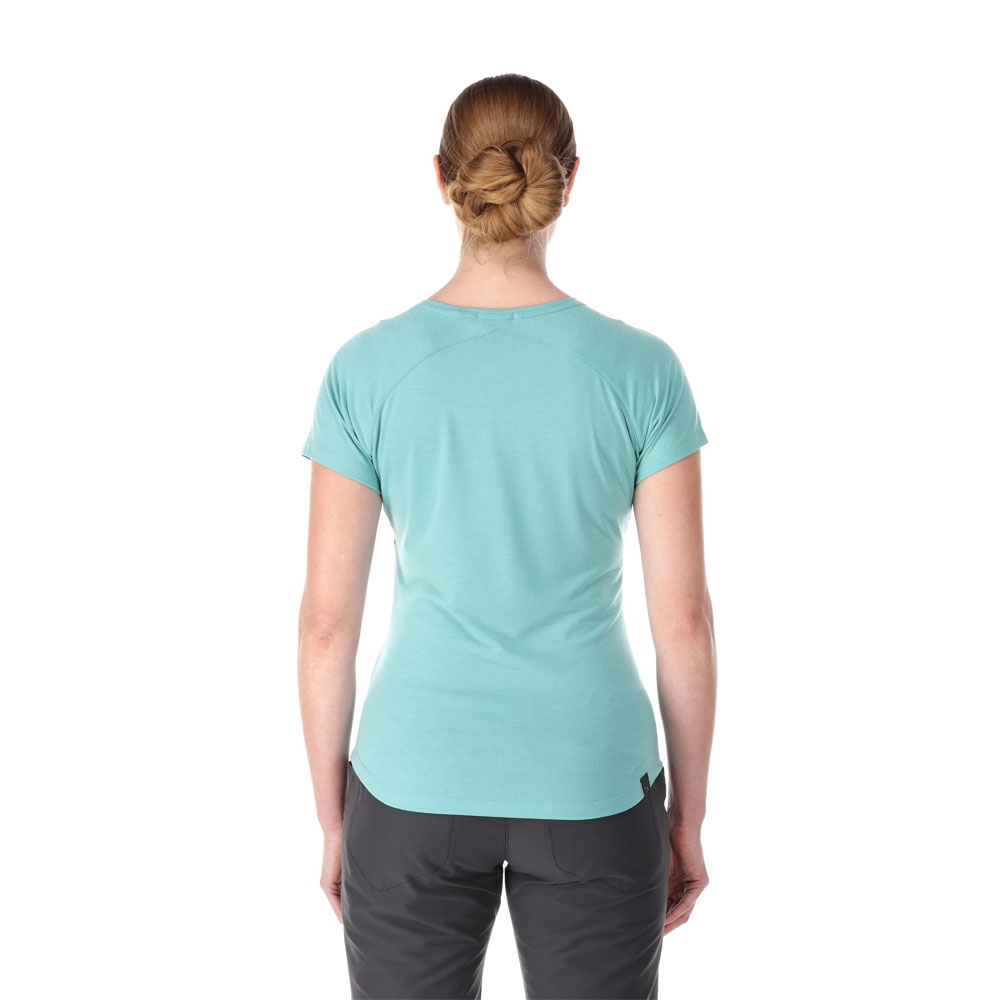 Rab Rab Lateral Tee Women's QCB-73-MEL shirts en tops Rab Lateral Tee Women's Meltwater QCB-73-MEL shirts en tops online bestellen bij Kathmandu Outdoor & Travel