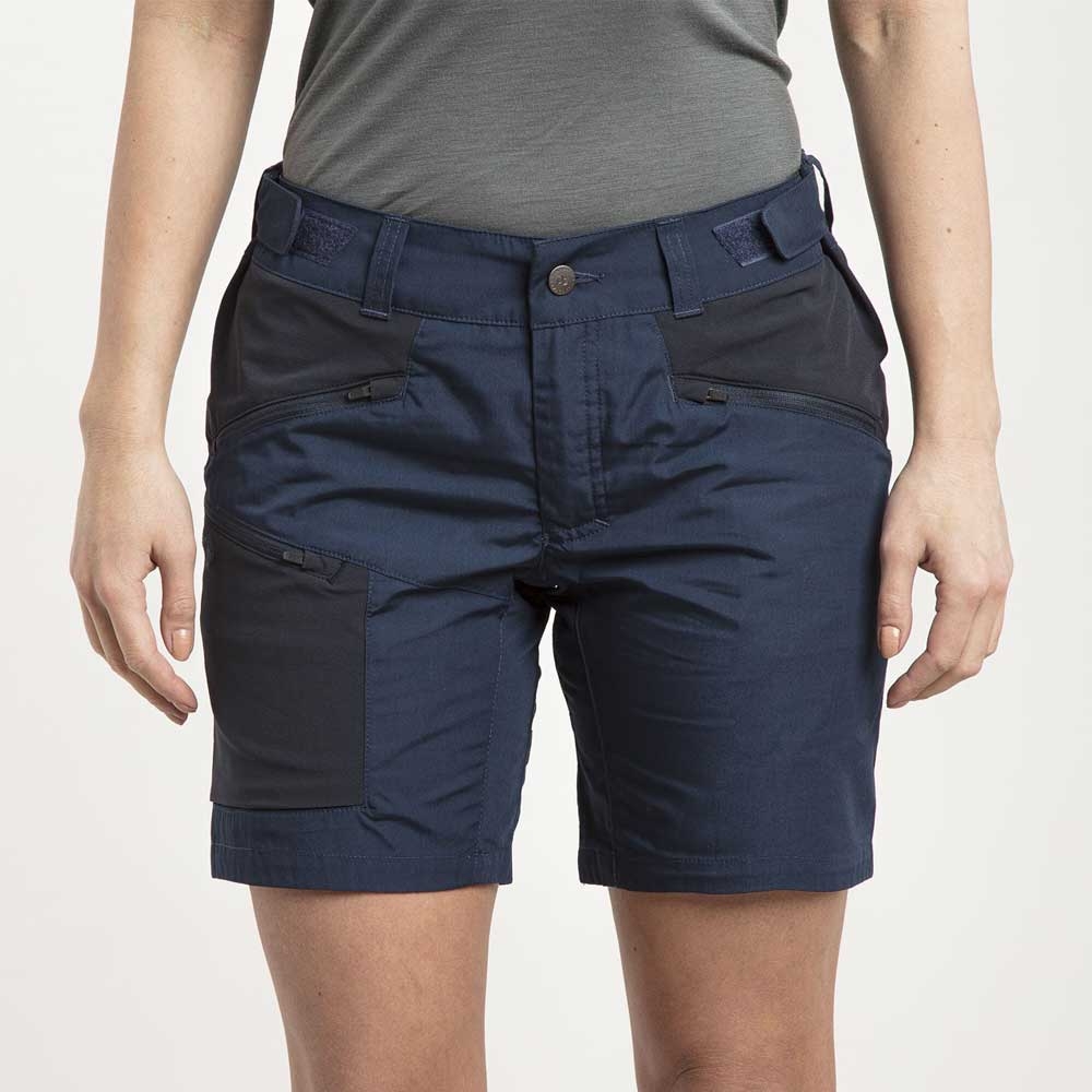 Lundhags Makke LT Shorts Women's Light Navy/Deep Blue 1124151-671 broeken online bestellen bij Kathmandu Outdoor & Travel