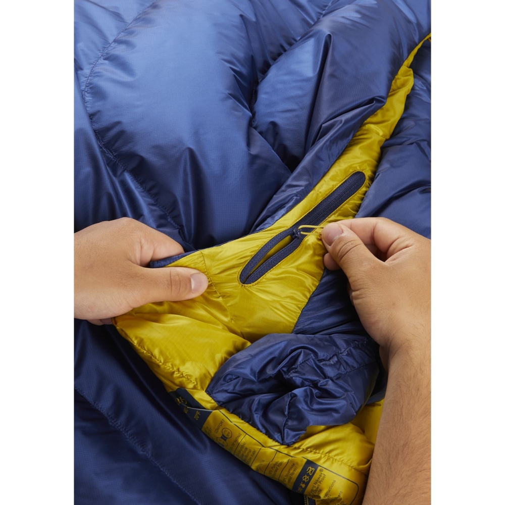 Rab Rab Neutrino 400 QSM-90-NFB slaapzakken Rab Neutrino 400 Nightfall Blue QSM-90-NFB slaapzakken online bestellen bij Kathmandu Outdoor & Travel