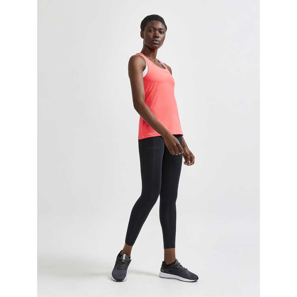Craft Craft Essence Singlet Women's 1908770-410000 shirts en tops Craft Essence Singlet Women's Crush 1908770-410000 shirts en tops online bestellen bij Kathmandu Outdoor & Travel