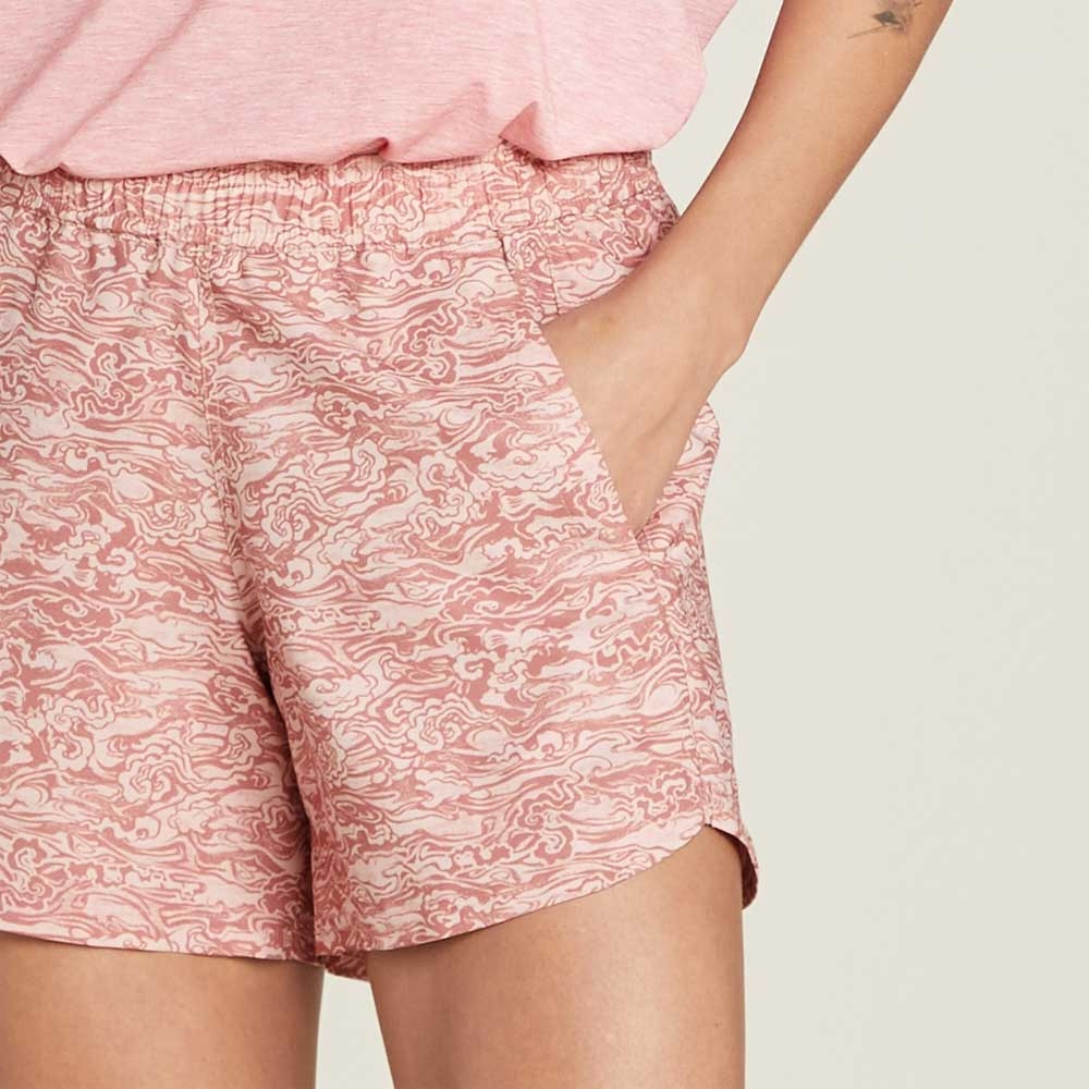 Sherpa Adventure Gear Sajilo Pull-On Short Women's Blush Gold SW23025-550 broeken online bestellen bij Kathmandu Outdoor & Travel