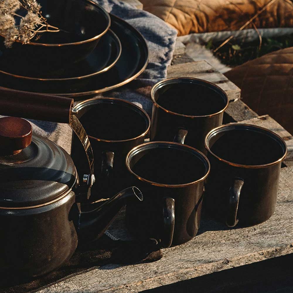 Barebones Barebones Cup Enamel 2 Pcs CKW-343 koken Barebones Cup Enamel 2 Pcs Charcoal CKW-343 koken online bestellen bij Kathmandu Outdoor & Travel