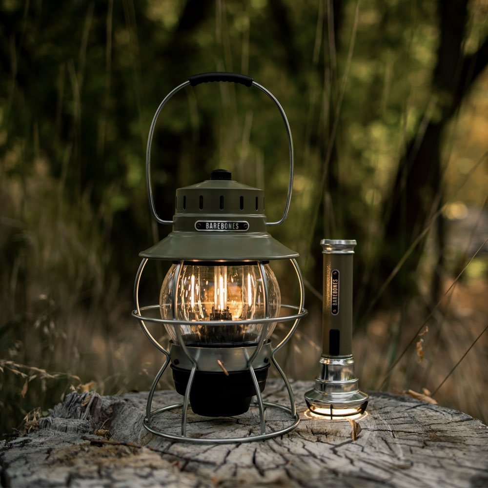 Barebones Barebones Railroad Lantern LIV-281 verlichting Barebones Railroad Lantern Olive LIV-281 verlichting online bestellen bij Kathmandu Outdoor & Travel