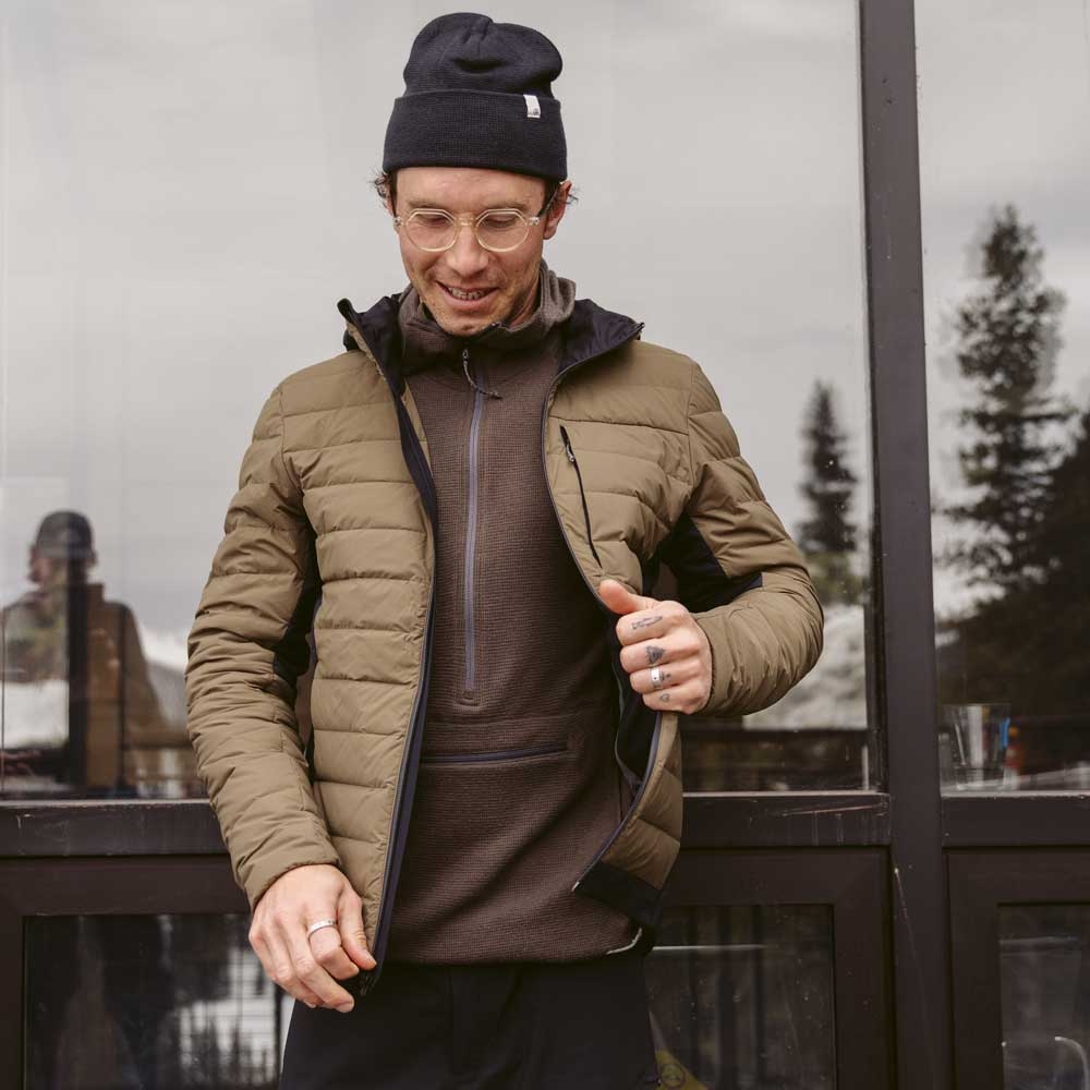 Artilect Artilect Sundown 250 1/2 Zip 222M134-Deep Olive/B fleeces en truien Artilect Sundown 250 1/2 Zip Deep Olive/Black 222M134-Deep Olive/B fleeces en truien online bestellen bij Kathmandu Outdoor & Travel