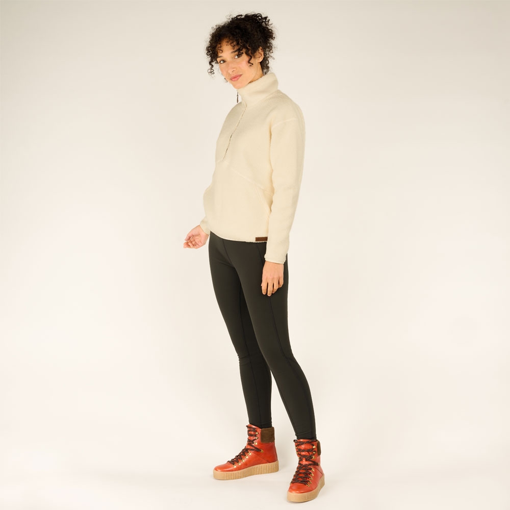 Sherpa Adventure Gear Sherpa Adventure Gear Chamlang1/2- Zip Pullover Women's SW26017-101 fleeces en truien Sherpa Adventure Gear Chamlang1/2- Zip Pullover Women's Peetho SW26017-101 fleeces en truien online bestellen bij Kathmandu Outdoor & Travel