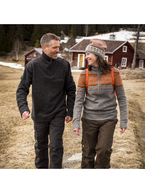 Fjällräven  Koster Sweater  Dark Grey