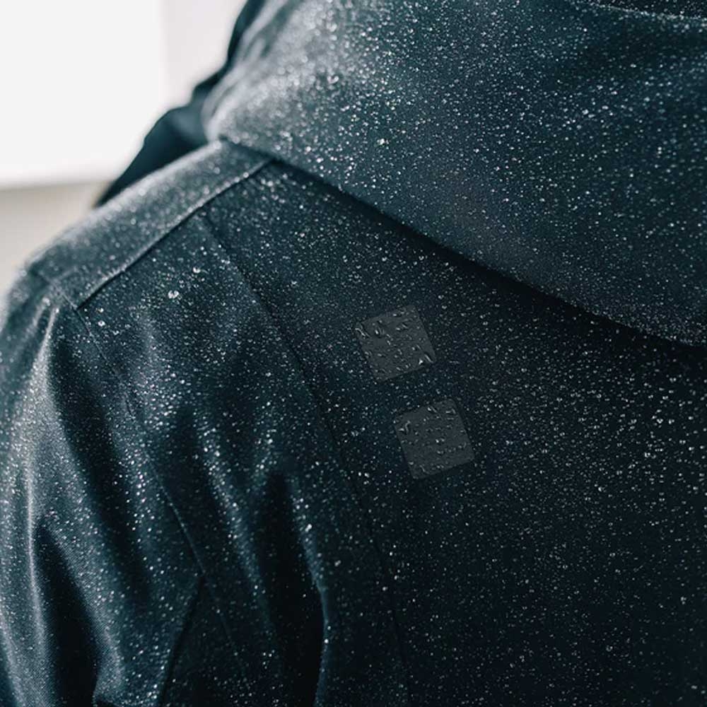 Ubr Ubr Redox Parka 7028-991 jassen Ubr Redox Parka black-down collar 7028-991 jassen online bestellen bij Kathmandu Outdoor & Travel