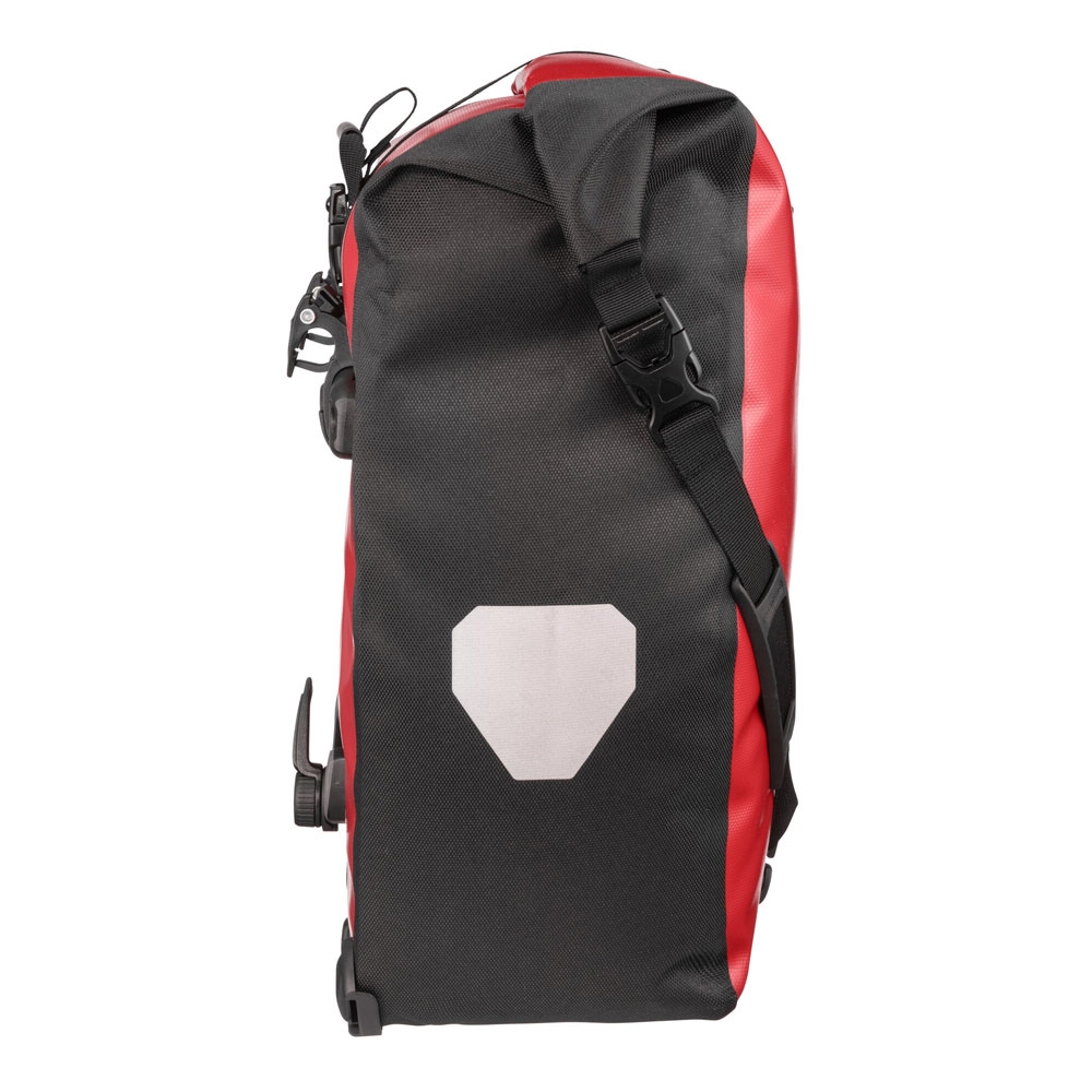 Ortlieb Ortlieb Back-Roller Classic QL2.1 40L OF5302 tassen Ortlieb Back-Roller Classic QL2.1 40L Red/Black OF5302 tassen online bestellen bij Kathmandu Outdoor & Travel