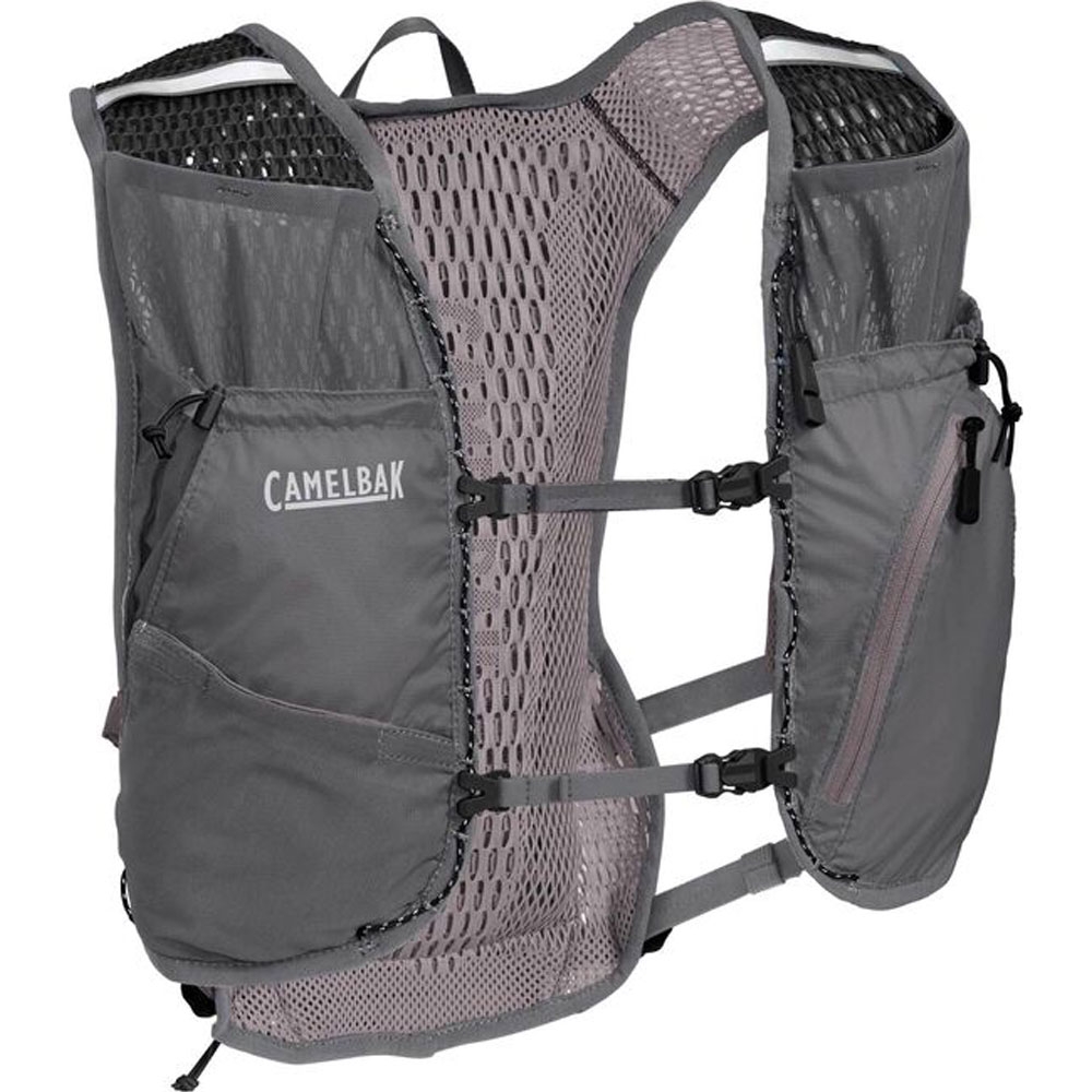 Camelbak Camelbak Zephyr Vest, 34 oz CB2203001000 drinksysteem Camelbak Zephyr Vest, 34 oz Grey/Black CB2203001000 drinksysteem online bestellen bij Kathmandu Outdoor & Travel