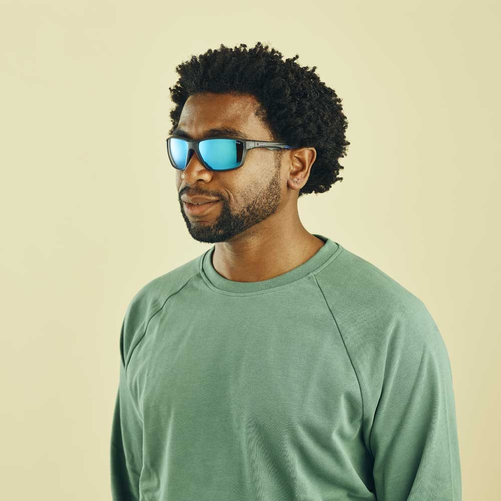 Sinner Sinner Eyak SISU-823-20-P49 zonnebrillen Sinner Eyak mt.cr.Grey/icy Blue SISU-823-20-P49 zonnebrillen online bestellen bij Kathmandu Outdoor & Travel