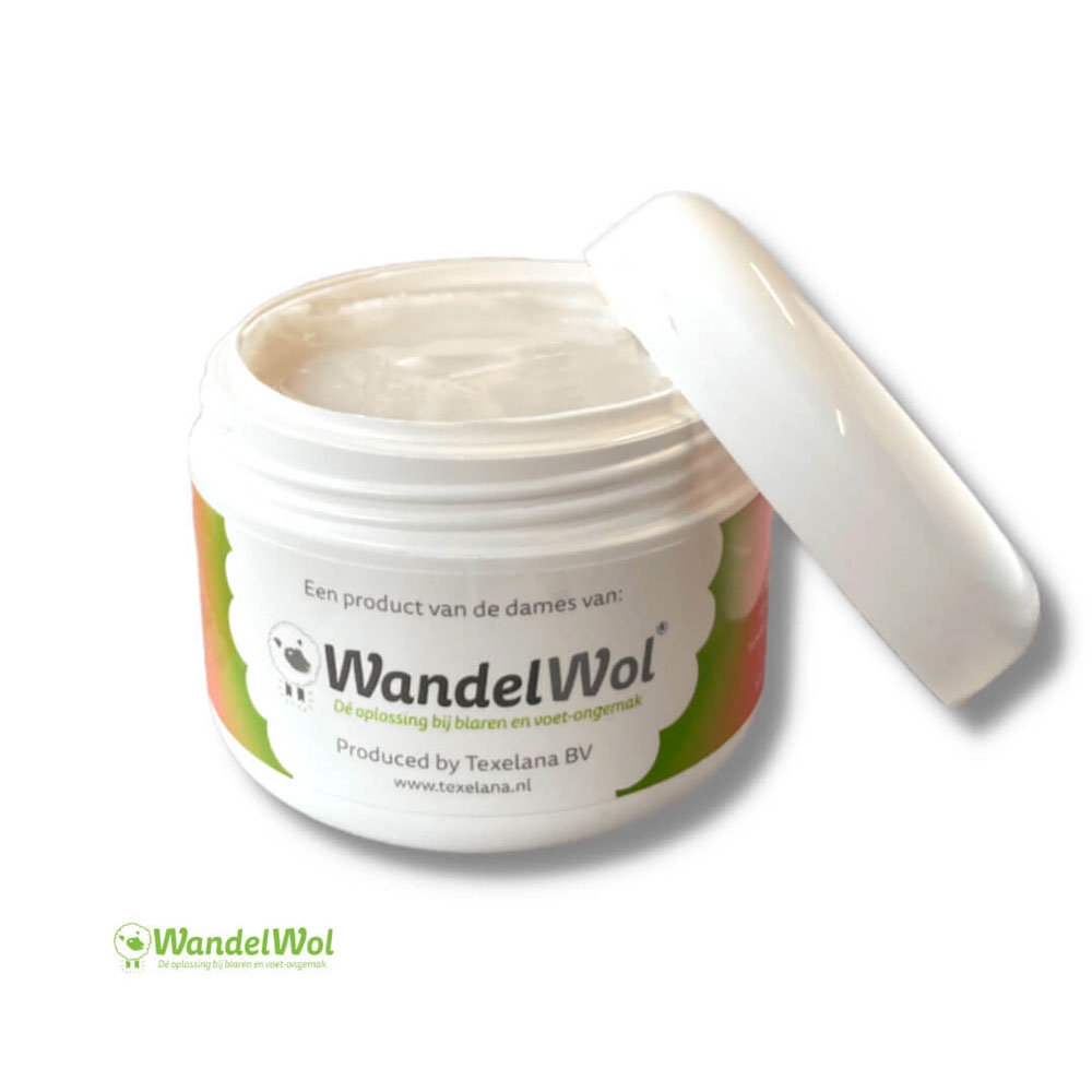 Wandelwol Wandelwol Helende Creme 100ml HelendeCreme100ML kleding accessoires Wandelwol Helende Creme 100ml HelendeCreme100ML kleding accessoires online bestellen bij Kathmandu Outdoor & Travel