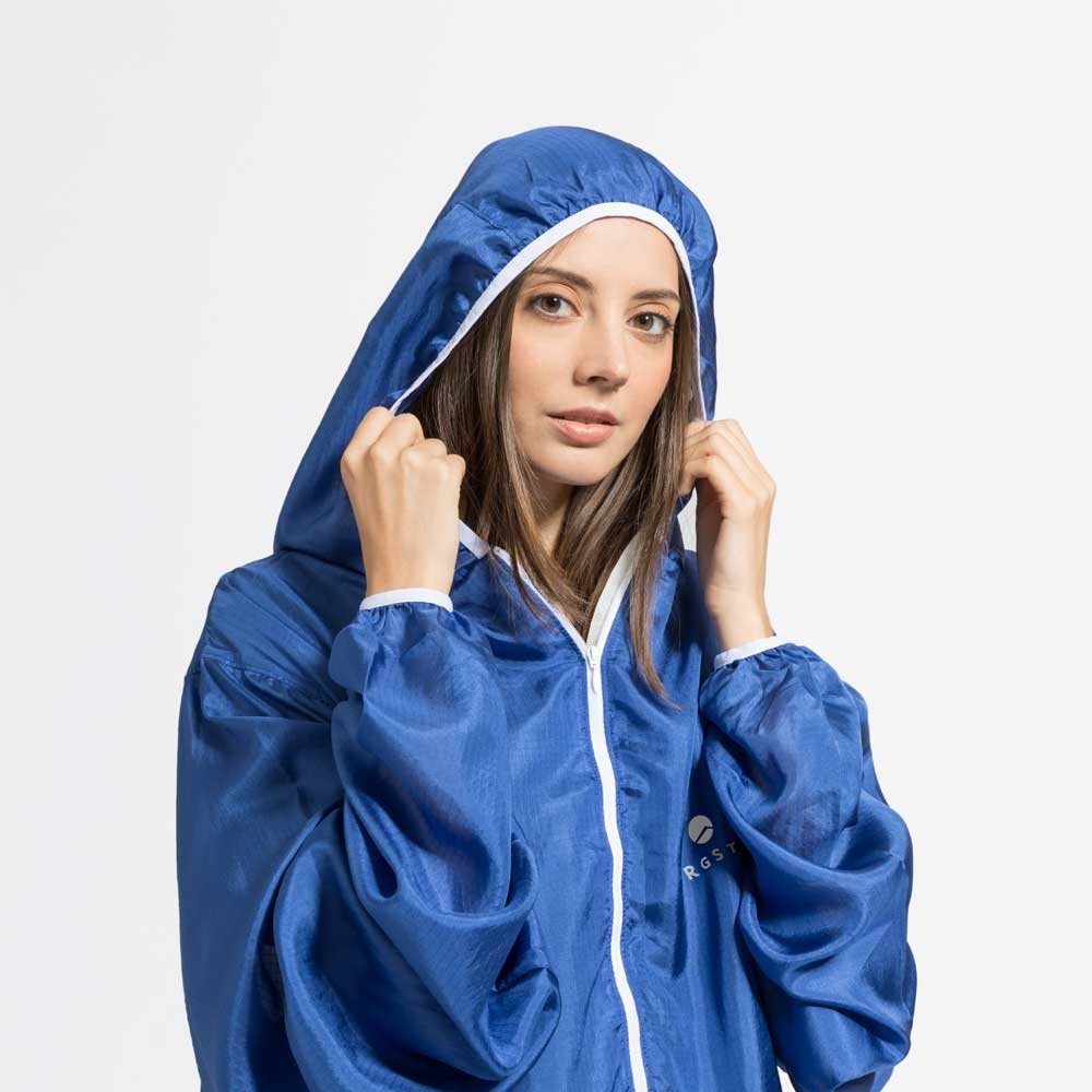 Bergstop Bergstop SilkLiner SL-B lakenzakken en liners Bergstop SilkLiner dark blue SL-B lakenzakken en liners online bestellen bij Kathmandu Outdoor & Travel